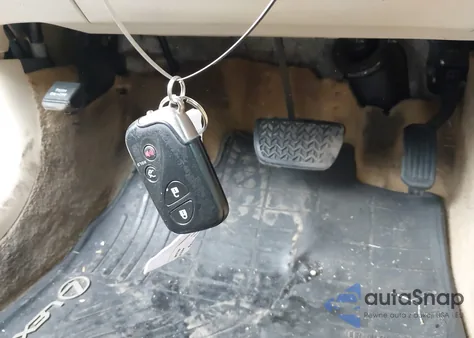 2011 Lexus Es 350 z USA, uszkodzony, nr VIN JTHBK1EG4B2431672